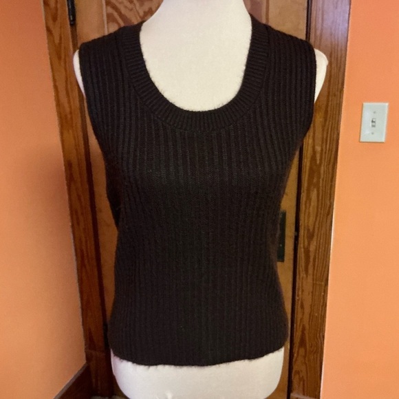 Vintage 70s brown sweater vest - Picture 3 of 8